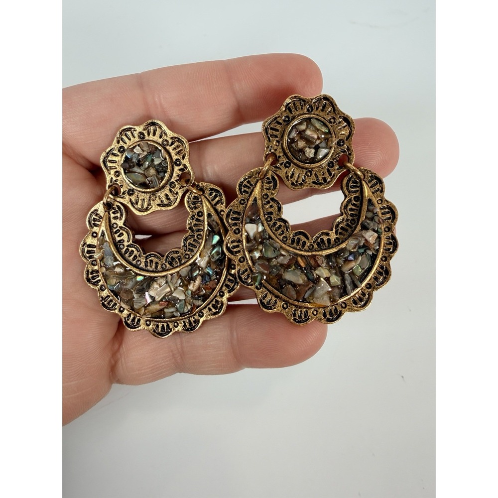 Vintage gold tone drop earrings With Crushed Stone Inlay Bohemian Style